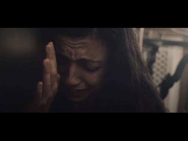 Image from the video Sussurro nel muro.